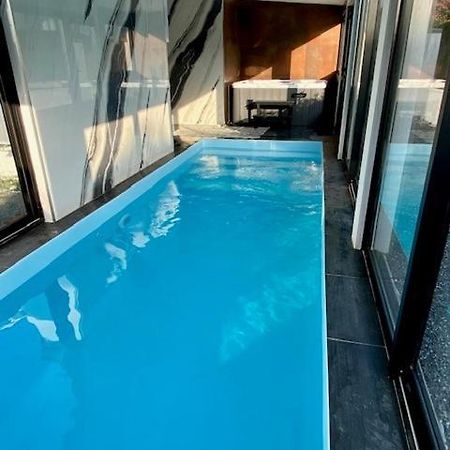 Piscine Et Jacuzzi Loft Ravissant Dans Une Maison Basque Anglet Exterior photo