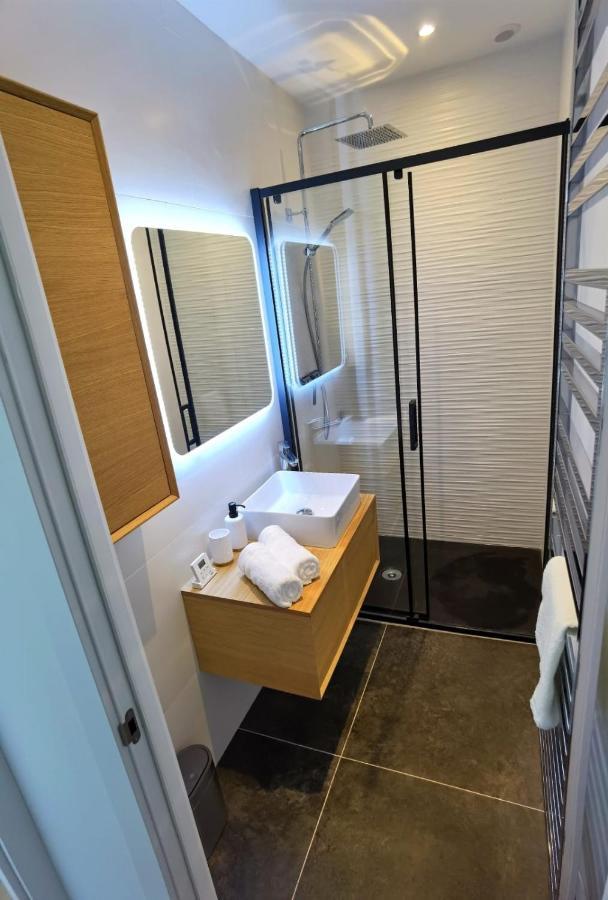 Piscine Et Jacuzzi Loft Ravissant Dans Une Maison Basque Anglet Exterior photo